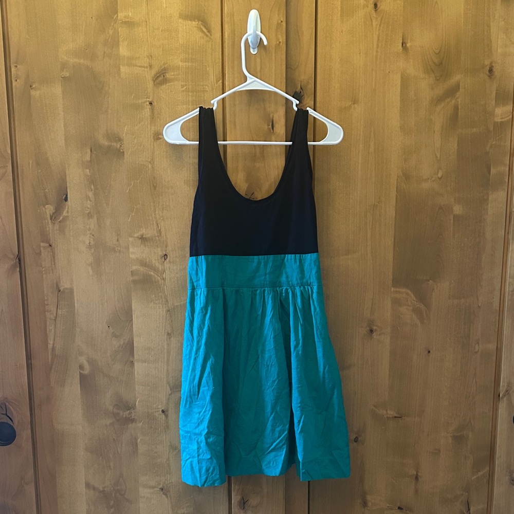 Express and Black and Green Sleeveless Dress